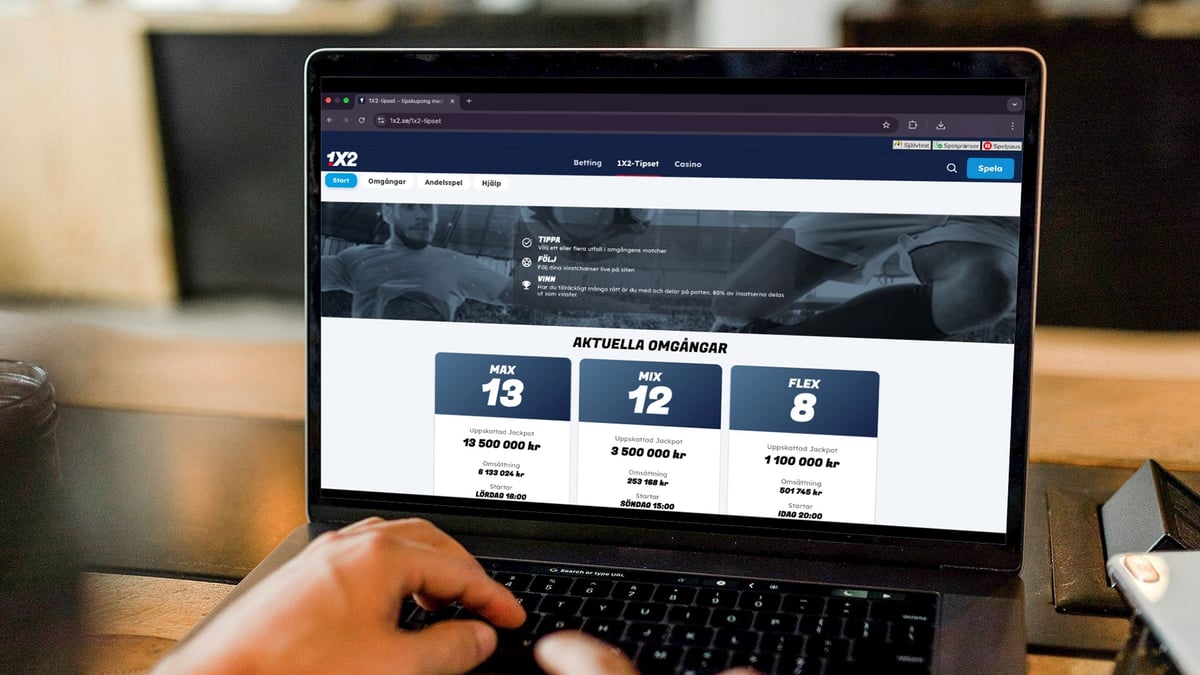 En person besöker 1X2-tipset på datorn.